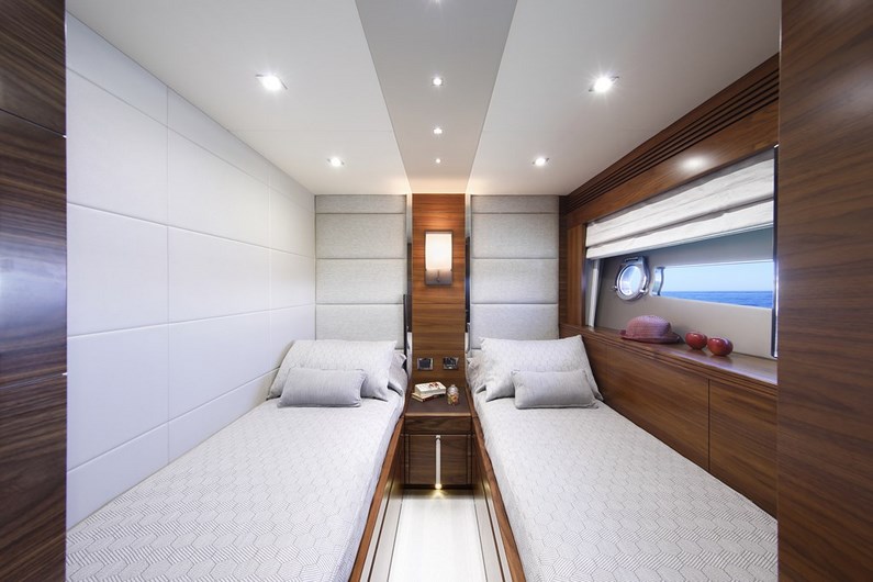 Sunseeker 68 Sport Yacht 11
